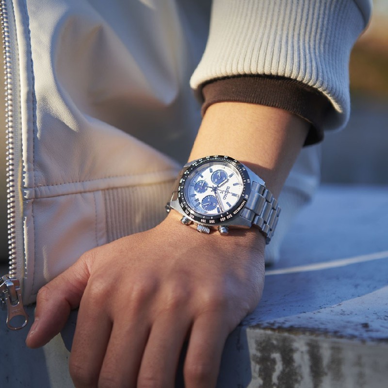 Quartz man chronograph Seiko Prospex SSC813P1 White